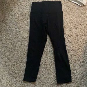 black lululemon leggings